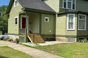 51 Broadway St, Baileyville, ME 04694 - Photo 6