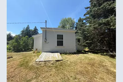1013 Hummingbird Lane, Vinalhaven, ME 04863 - Photo 14