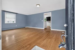 15 Cleveland Cir, South Portland, ME 04106 - Photo 2