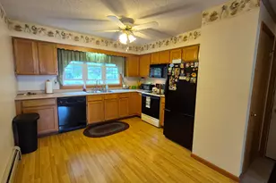 75 Halifax St, Winslow, ME 04901 - Photo 4