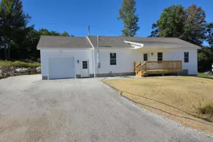 19 Welchville Commons Dr, Oxford, ME 04270 - Photo 2