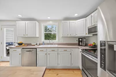 17 Chamberlain Road, Scarborough, ME 04074 - Photo 8