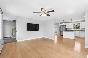 22 Cumberland Ln, Gorham, ME 04038 - Photo 4