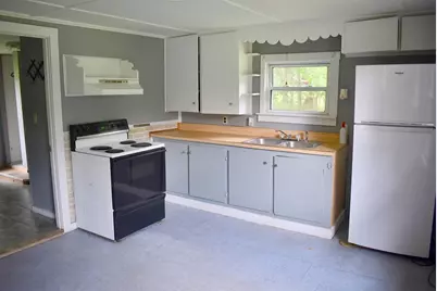 1088 Fairbanks Road, Farmington, ME 04938 - Photo 4