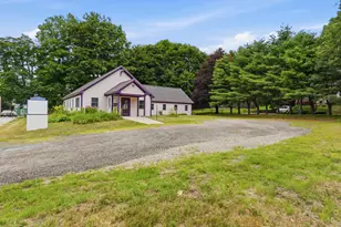 38 Union St, Livermore Falls, ME 04254 - Photo 10