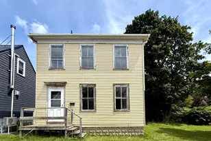 3 Willow St, Eastport, ME 04631 - Photo 4