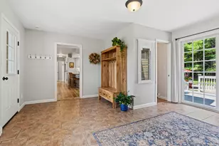294 Fish St, Turner, ME 04282 - Photo 10