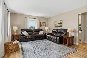 294 Fish St, Turner, ME 04282 - Photo 16