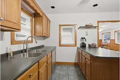 15 Sylvan Avenue, Lewiston, ME 04240 - Photo 22