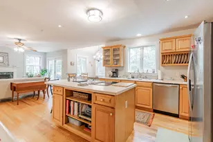 2 Summit Terrace, Falmouth, ME 04105 - Photo 4