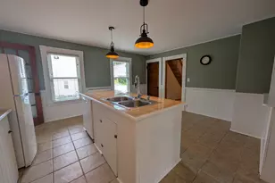 40 Oak St, Sanford, ME 04083 - Photo 12