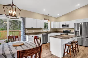 205 Shelby Dr, Hermon, ME 04401 - Photo 4