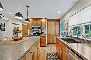 84 Star Dr, Minot, ME 04258 - Photo 10