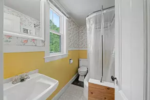 10 Maple St, Augusta, ME 04330 - Photo 18