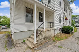 10 Maple St, Augusta, ME 04330 - Photo 8