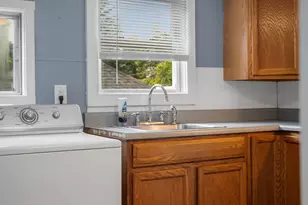 103 Chamberlain St, Brewer, ME 04412 - Photo 16
