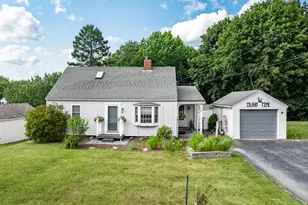 62 Grove St, Brewer, ME 04412 - Photo 4