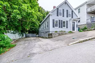 53 Pike St, Biddeford, ME 04005 - Photo 2