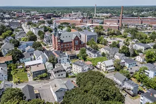 53 Pike St, Biddeford, ME 04005 - Photo 6