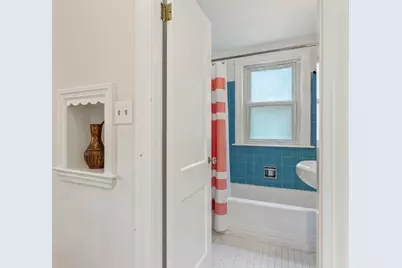 84 Dorset Street, Portland, ME 04102 - Photo 18