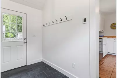 84 Dorset Street, Portland, ME 04102 - Photo 6