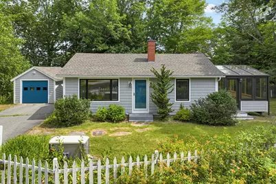 13 Chapel Street, Freeport, ME 04032 - Photo 1