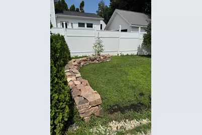 76 Vernon Street, Bangor, ME 04401 - Photo 2