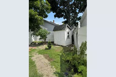76 Vernon Street, Bangor, ME 04401 - Photo 10