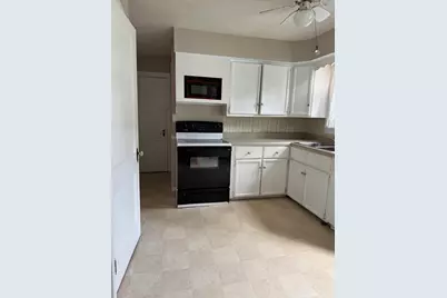 76 Vernon Street, Bangor, ME 04401 - Photo 16