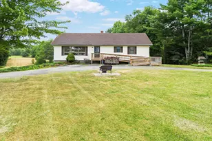 270 Ridge Rd, Fairfield, ME 04937 - Photo 2