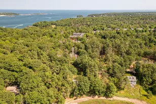218 W Shore Dr, Portland, ME 04109 - Photo 46