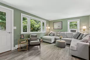 30 Melissa Dr, Yarmouth, ME 04096 - Photo 4