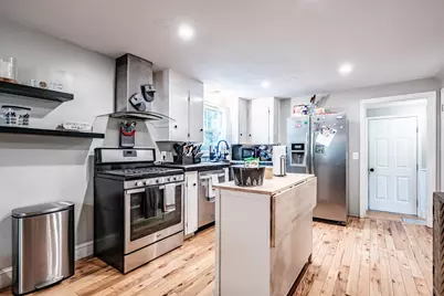 35 Belknap Street, Portland, ME 04103 - Photo 8