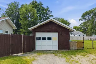 247 Manley Rd, Auburn, ME 04210 - Photo 4