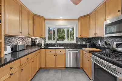 1388 Westbrook Street, Portland, ME 04102 - Photo 14