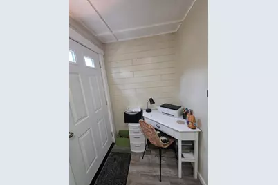 642 W Broadway, Lincoln, ME 04457 - Photo 8