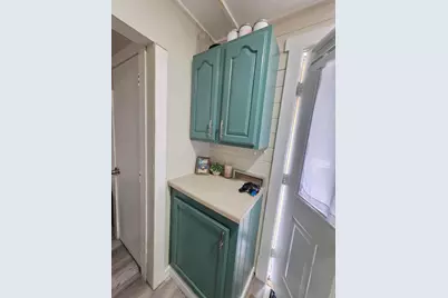 642 W Broadway, Lincoln, ME 04457 - Photo 6
