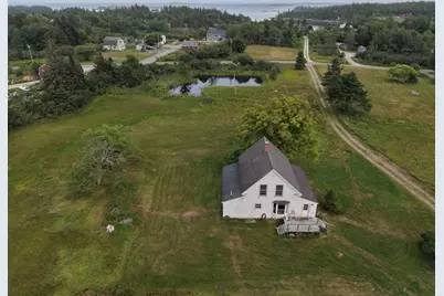 60 Pequot Road, Vinalhaven, ME 04863 - Photo 4