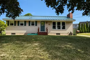 2 Burns St, Fairfield, ME 04937 - Photo 2