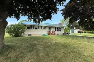 2 Burns St, Fairfield, ME 04937 - Photo 1