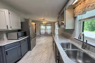 722 S Chester Rd, Manchester, ME 04457 - Photo 12
