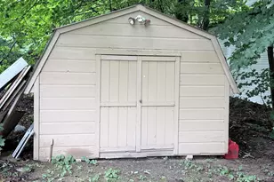 61 Park St, Houlton, ME 04730 - Photo 10