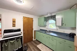 61 Park St, Houlton, ME 04730 - Photo 16