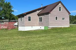 759 Main St, Palmyra, ME 04965 - Photo 4