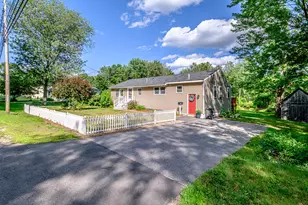 110 Narragansett St, Gorham, ME 04038 - Photo 2