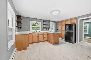 10 Hillcrest Rd, Livermore Falls, ME 04254 - Photo 12
