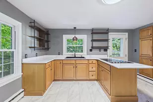 10 Hillcrest Rd, Livermore Falls, ME 04254 - Photo 4