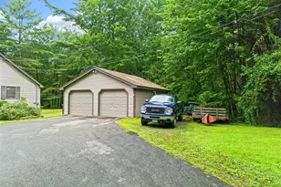 279 Dunn Rd, Belgrade, ME 04917 - Photo 32