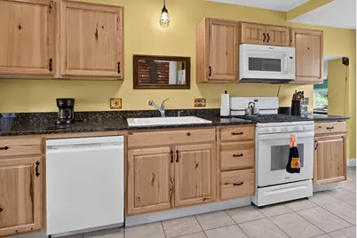 613 Main Street, Monmouth, ME 04259 - Photo 10