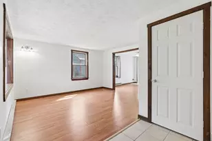 38 Munroe Ln, Topsham, ME 04086 - Photo 4